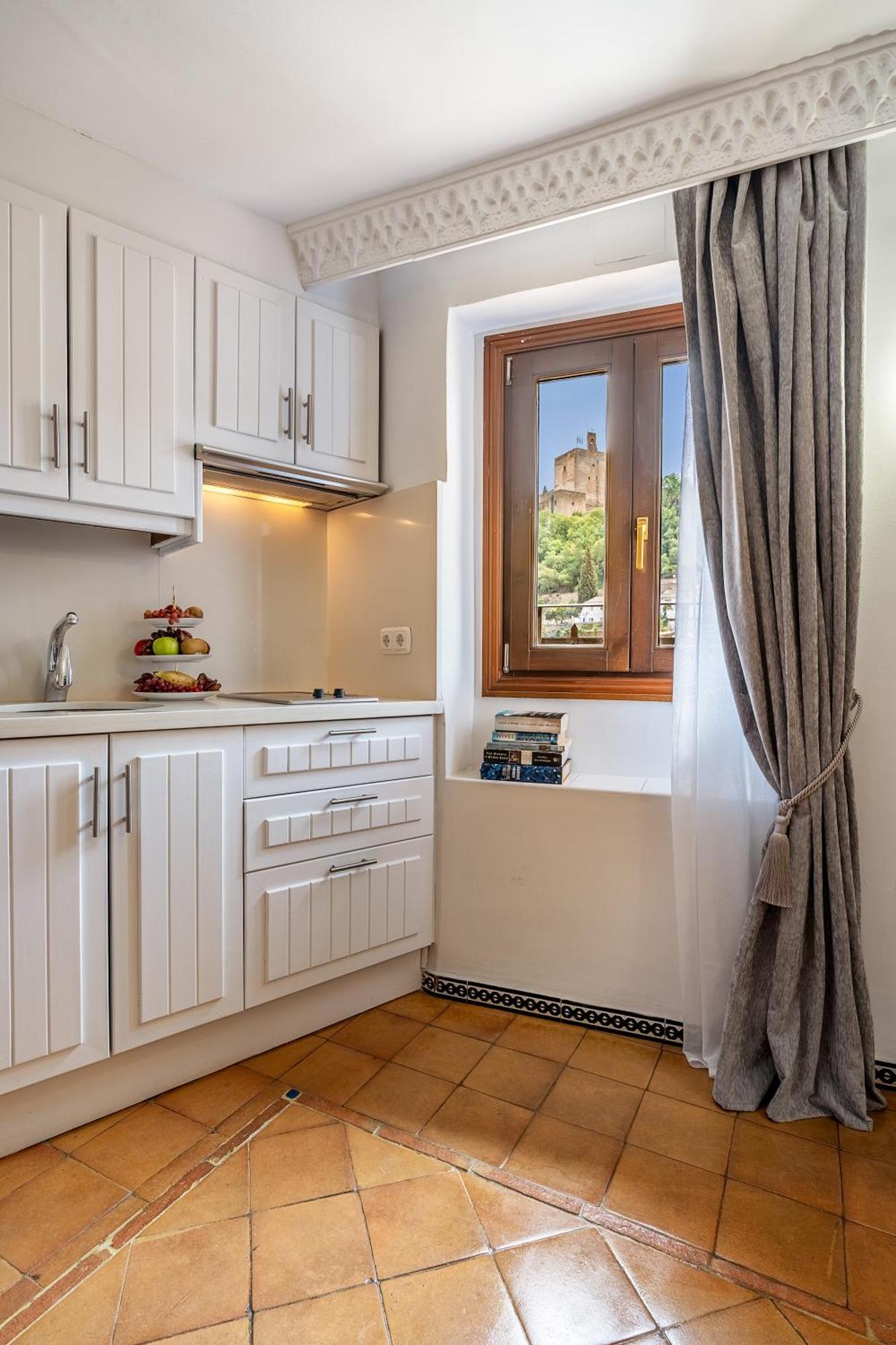 Adanar-Apartamentos Muralla Ziri Гранада Экстерьер фото