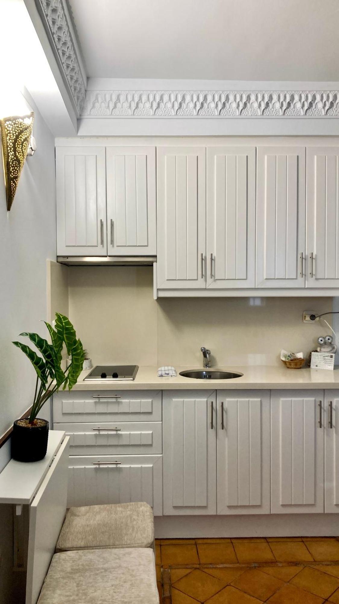 Adanar-Apartamentos Muralla Ziri Гранада Экстерьер фото