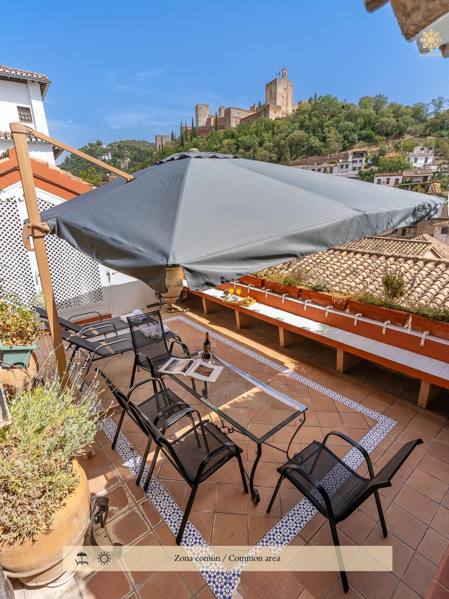 Adanar-Apartamentos Muralla Ziri Гранада Экстерьер фото