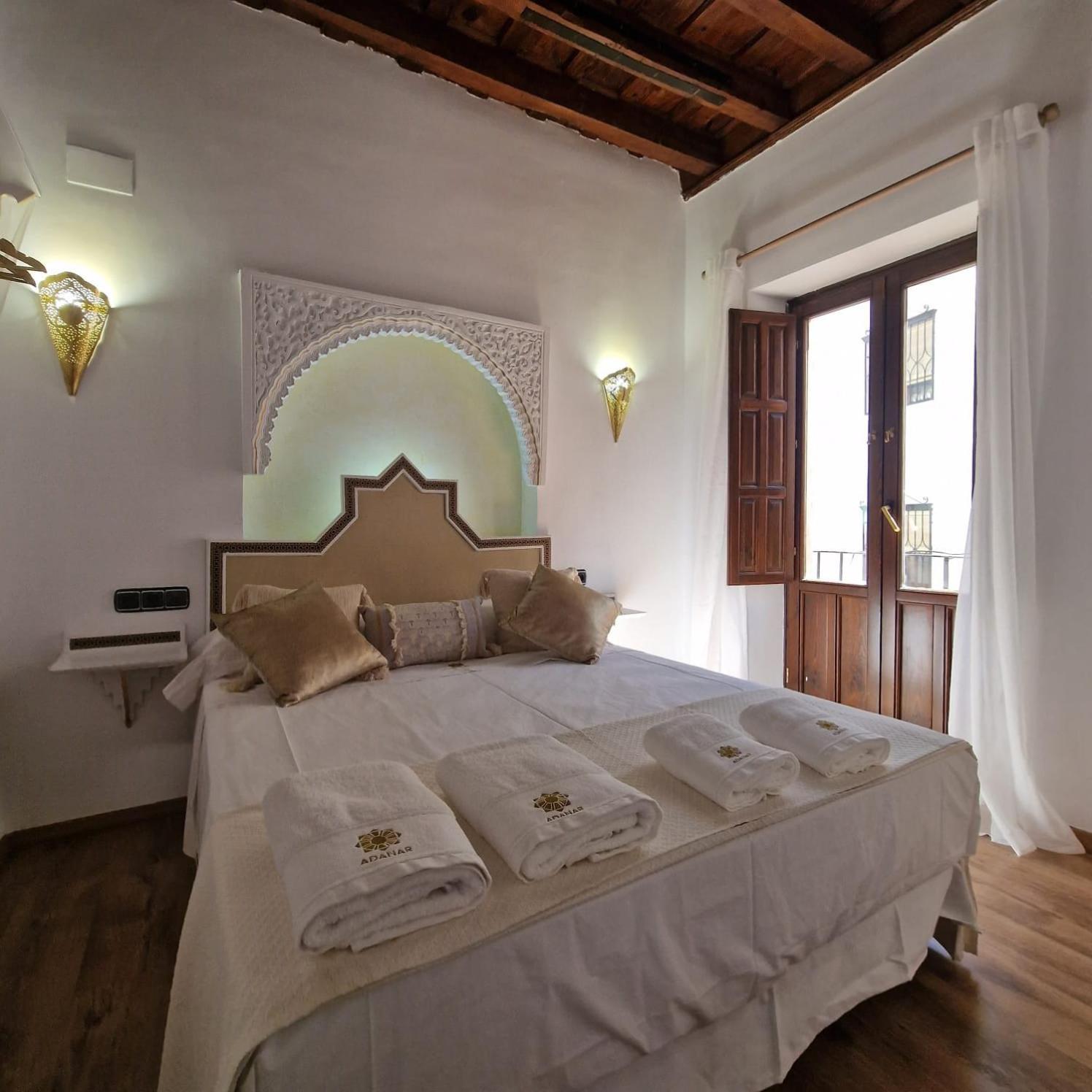 Adanar-Apartamentos Muralla Ziri Гранада Экстерьер фото