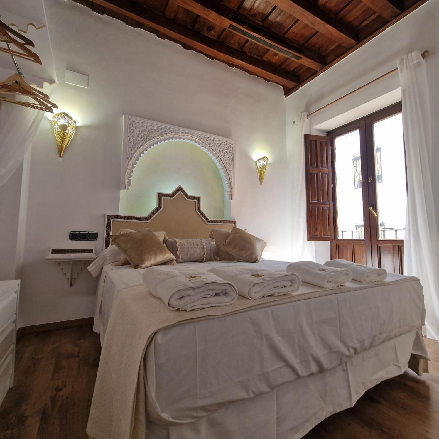 Adanar-Apartamentos Muralla Ziri Гранада Экстерьер фото