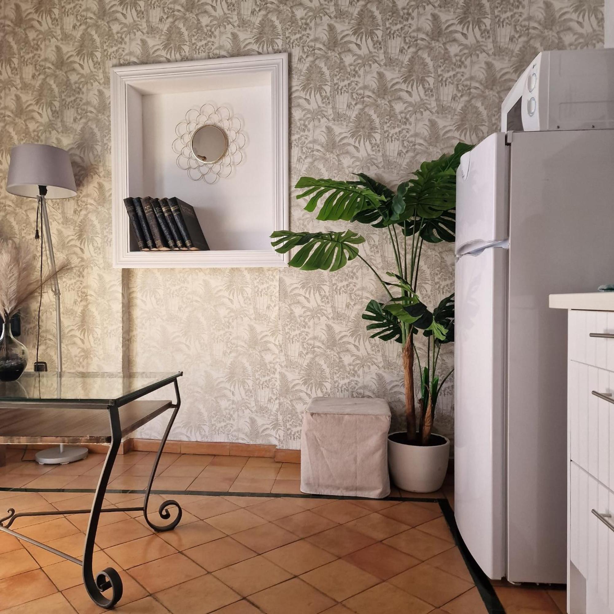 Adanar-Apartamentos Muralla Ziri Гранада Экстерьер фото